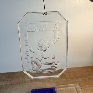 Vintage 1977 Baby Fireplace Crystal Etchings Christmas Ornament & Case
